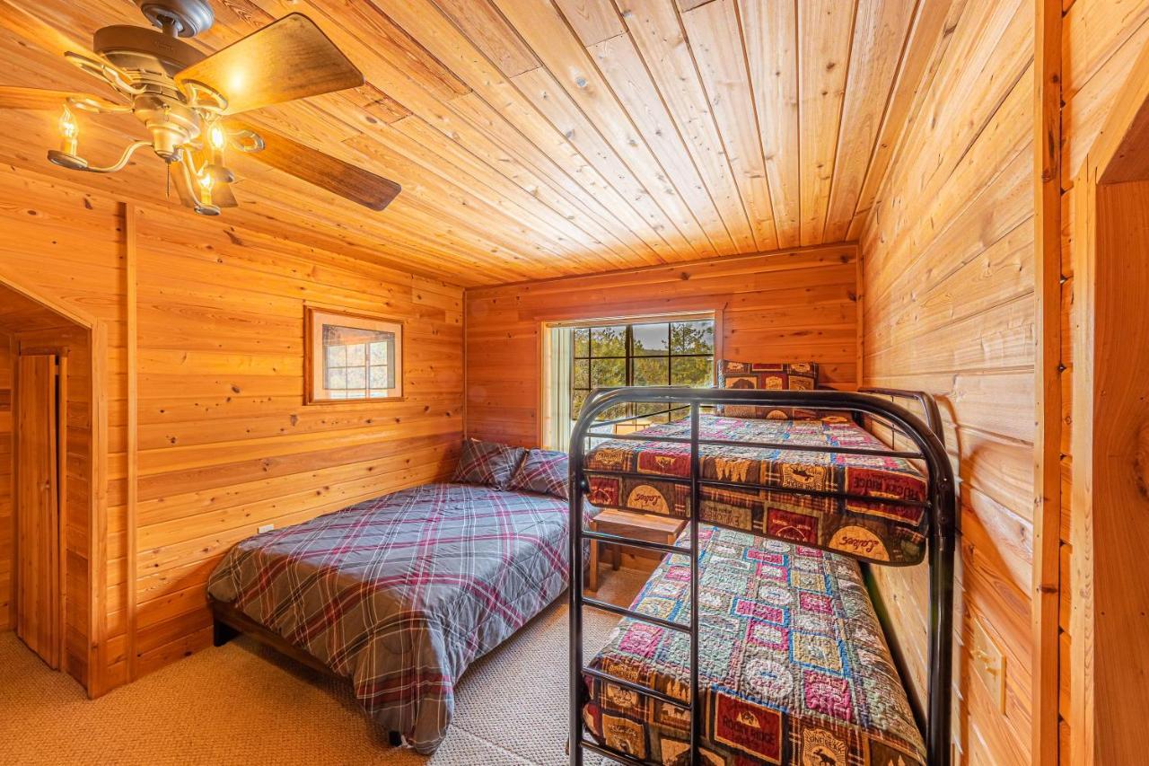 Cabin #4 The Wolves Den - Pet Friendly- Sleeps 6 - Playground & Game Room Payson Eksteriør billede