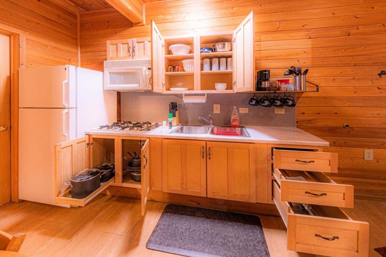 Cabin #4 The Wolves Den - Pet Friendly- Sleeps 6 - Playground & Game Room Payson Eksteriør billede